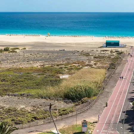 On The Seafront, Overlooking The Beach, Swimming Pools, Equipped. Wifi Apartment